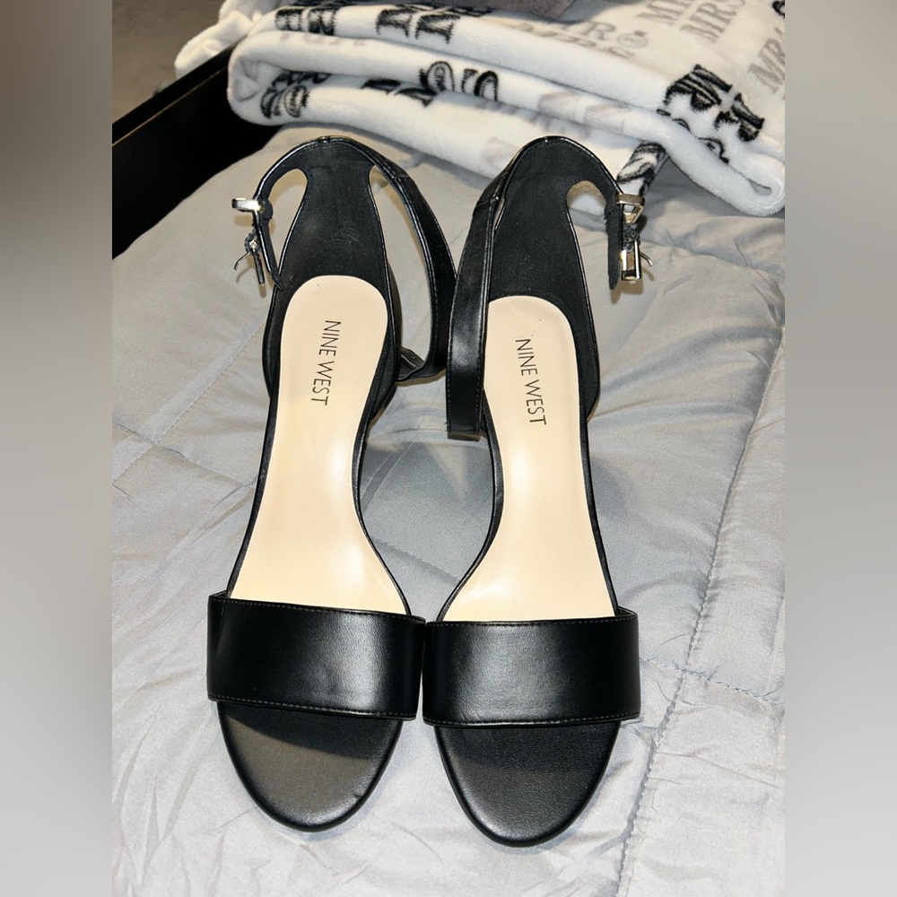 Black Nine West heels